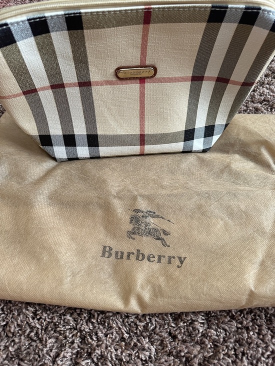Burberry Handbags - Burberry Small Tote